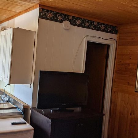 Balgonie Motel Motor Inn Pilot Butte Екстер'єр фото